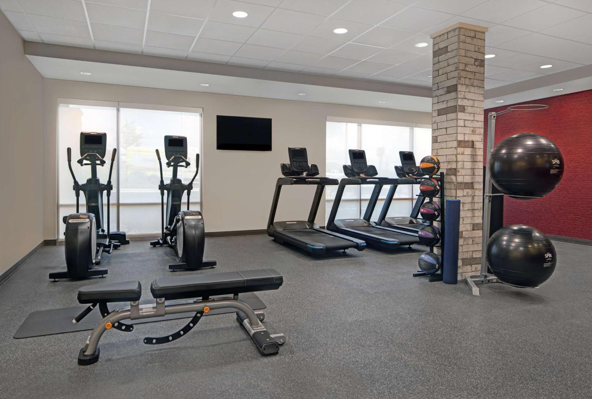 Home2 Suites By Hilton Asheville Airport Arden Екстериор снимка